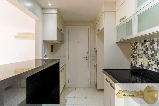 Imagem Apartamento com 2 Quartos à Venda, 95 m² em Copacabana - Rio De Janeiro Imagem Apartamento com 2 Quartos à Venda, 95 m² em Copacabana - Rio De Janeiro