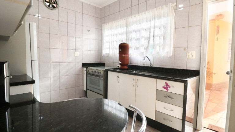 Imagem Casa com 4 Quartos à Venda, 179 m² em Jardim Peri Peri - São Paulo Imagem Casa com 4 Quartos à Venda, 179 m² em Jardim Peri Peri - São Paulo