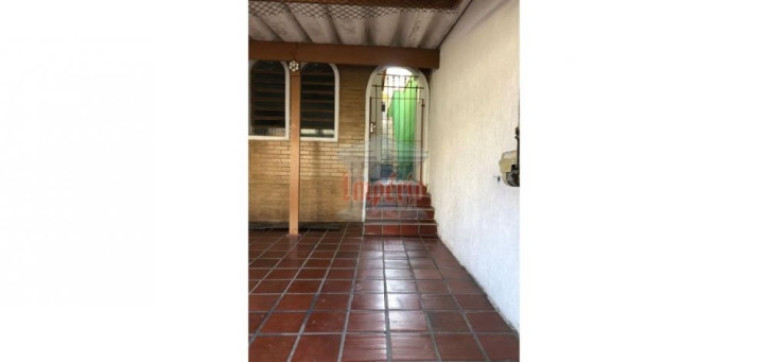 Sobrado com 4 Quartos à Venda, 125 m² em Parque Jaçatuba - Santo André