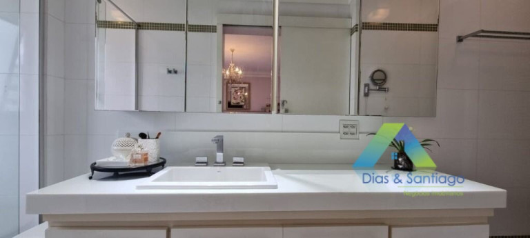 Imagem Apartamento com 4 Quartos à Venda, 225 m² em Itaim Bibi - São Paulo Imagem Apartamento com 4 Quartos à Venda, 225 m² em Itaim Bibi - São Paulo