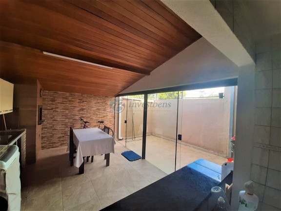 Imagem Casa de Condomínio com 3 Quartos à Venda, 115 m² em Cajuru - Curitiba