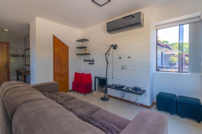 Imagem Apartamento com 2 Quartos à Venda, 82 m² em Passo Da Areia - Porto Alegre
