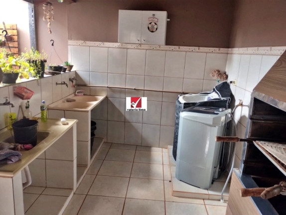 Imagem Casa com 3 Quartos à Venda, 154 m² em Pitangueiras Imagem Casa com 3 Quartos à Venda, 154 m² em Pitangueiras