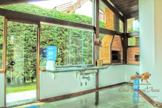 Imagem Casa com 4 Quartos à Venda, 180 m² em Alto Capivari - Campos Do Jordão Imagem Casa com 4 Quartos à Venda, 180 m² em Alto Capivari - Campos Do Jordão