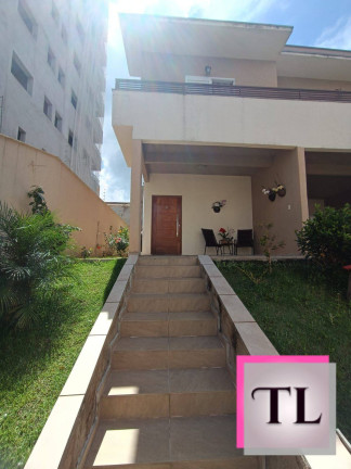 Imagem Casa com 4 Quartos à Venda, 275 m² em Poços De Caldas Imagem Casa com 4 Quartos à Venda, 275 m² em Poços De Caldas