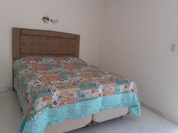 Imagem Casa com 4 Quartos à Venda, 242 m² em Abrantes - Camaçari Imagem Casa com 4 Quartos à Venda, 242 m² em Abrantes - Camaçari