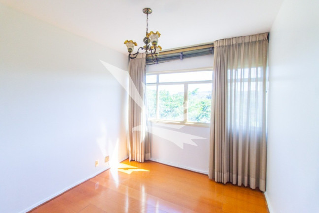 Imagem Apartamento com 3 Quartos à Venda, 120 m² em Asa Sul - Brasília Imagem Apartamento com 3 Quartos à Venda, 120 m² em Asa Sul - Brasília