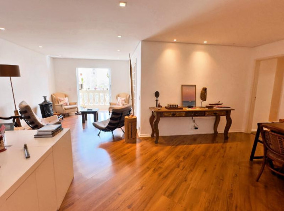Imagem Apartamento com 3 Quartos à Venda, 126 m² em Itaim Bibi - São Paulo Imagem Apartamento com 3 Quartos à Venda, 126 m² em Itaim Bibi - São Paulo