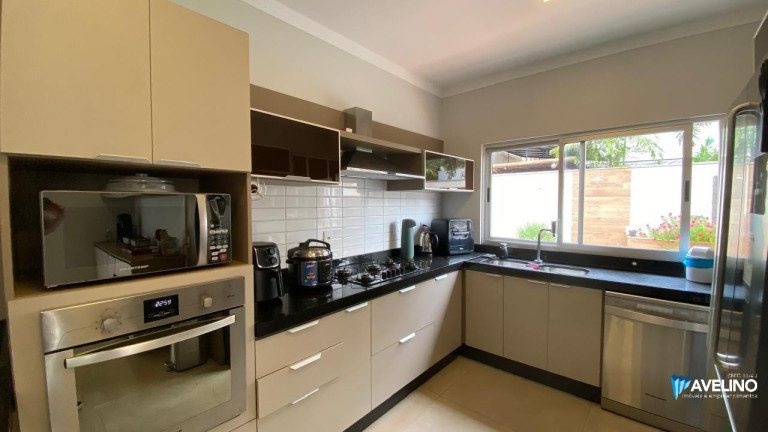 Imagem Sobrado com 9 Quartos à Venda, 345 m² em Ecoville - Dourados