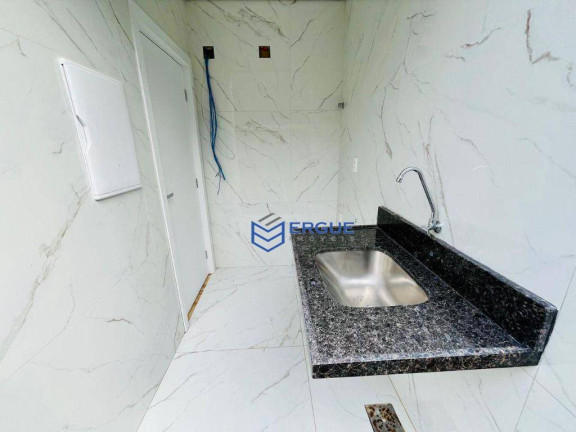 Imagem Casa com 5 Quartos à Venda, 330 m² em Cidade Alpha - Eusébio Imagem Casa com 5 Quartos à Venda, 330 m² em Cidade Alpha - Eusébio