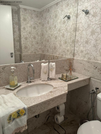 Imagem Imóvel com 4 Quartos à Venda, 226 m² em Pituba - Salvador