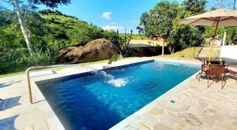 Imagem Casa de Condomínio com 3 Quartos à Venda, 262 m²