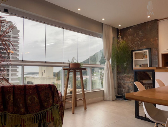 Imagem Apartamento com 3 Quartos à Venda, 108 m² em Fazenda - Itajaí Imagem Apartamento com 3 Quartos à Venda, 108 m² em Fazenda - Itajaí