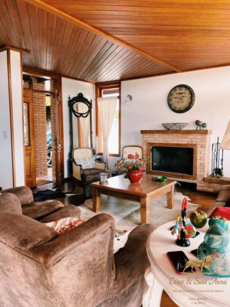 Imagem Casa com 5 Quartos para Temporada, 240 m² em Descansópolis - Campos Do Jordão Imagem Casa com 5 Quartos para Temporada, 240 m² em Descansópolis - Campos Do Jordão