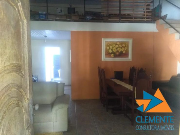 Imagem Casa com 6 Quartos à Venda, 250 m² em Santa Efigenia - Belo Horizonte Imagem Casa com 6 Quartos à Venda, 250 m² em Santa Efigenia - Belo Horizonte