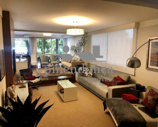 Imagem Apartamento com 3 Quartos à Venda, 212 m² em Higienópolis - São Paulo Imagem Apartamento com 3 Quartos à Venda, 212 m² em Higienópolis - São Paulo
