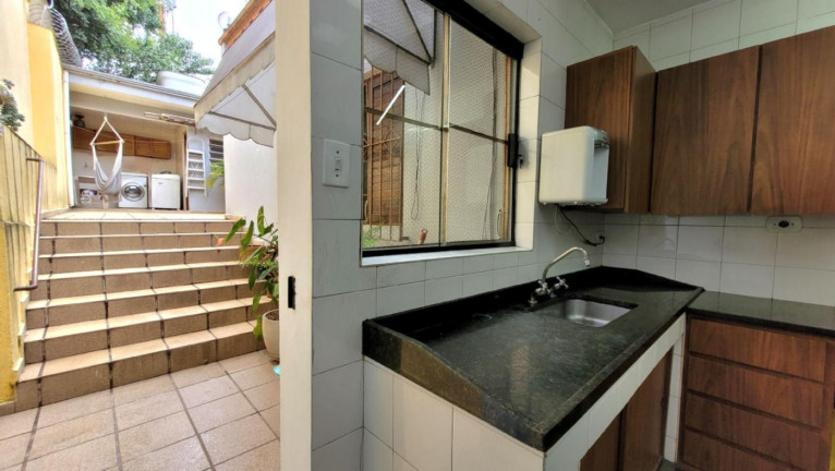 Imagem Casa com 3 Quartos à Venda, 150 m² em Vila Curuçá - Santo André