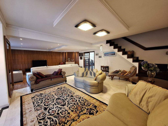 Imagem Casa com 4 Quartos para Alugar, 371 m² em Jardim Das Américas - Curitiba Imagem Casa com 4 Quartos para Alugar, 371 m² em Jardim Das Américas - Curitiba