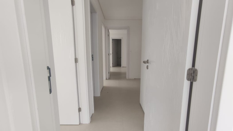 Imagem Apartamento com 3 Quartos à Venda, 235 m² em Centro - Torres Imagem Apartamento com 3 Quartos à Venda, 235 m² em Centro - Torres