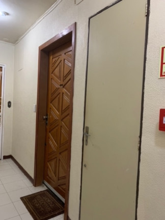 Imagem Imóvel com 2 Quartos à Venda, em Cristal - Porto Alegre Imagem Imóvel com 2 Quartos à Venda, em Cristal - Porto Alegre
