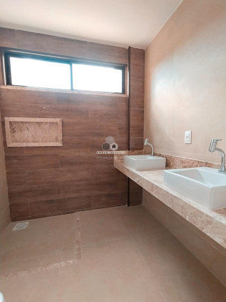 Imagem Casa com 4 Quartos à Venda, 170 m² em Pires Façanha - Eusébio Imagem Casa com 4 Quartos à Venda, 170 m² em Pires Façanha - Eusébio