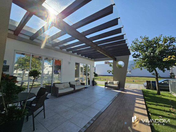 Imagem Casa com 3 Quartos à Venda, 179 m² em Deltaville - Biguaçu Imagem Casa com 3 Quartos à Venda, 179 m² em Deltaville - Biguaçu