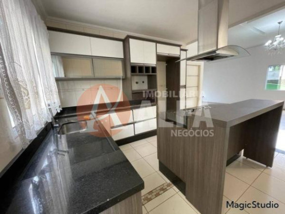 Imagem Casa com 3 Quartos à Venda, 360 m² em Jardim Caiapiá - Cotia Imagem Casa com 3 Quartos à Venda, 360 m² em Jardim Caiapiá - Cotia