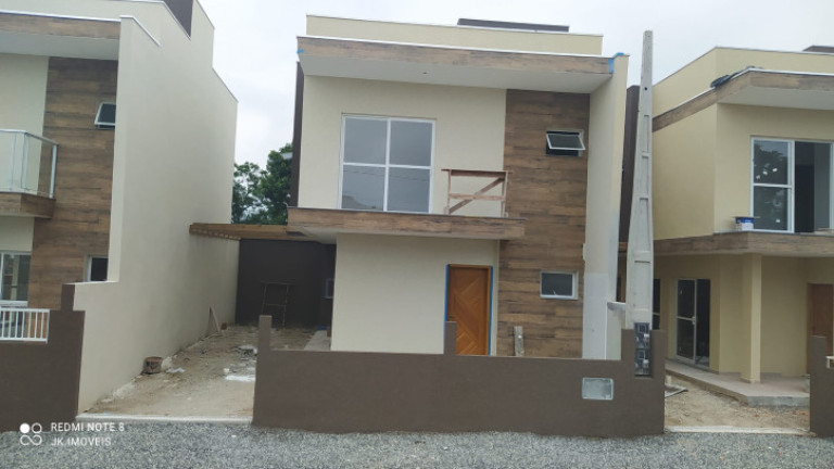 Imagem Sobrado com 3 Quartos à Venda, 98 m² em Balneário Cambiju - Itapoá Imagem Sobrado com 3 Quartos à Venda, 98 m² em Balneário Cambiju - Itapoá