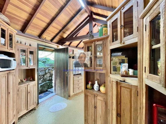 Imagem Casa com 4 Quartos à Venda, 439 m² em Centro - Embu Das Artes Imagem Casa com 4 Quartos à Venda, 439 m² em Centro - Embu Das Artes