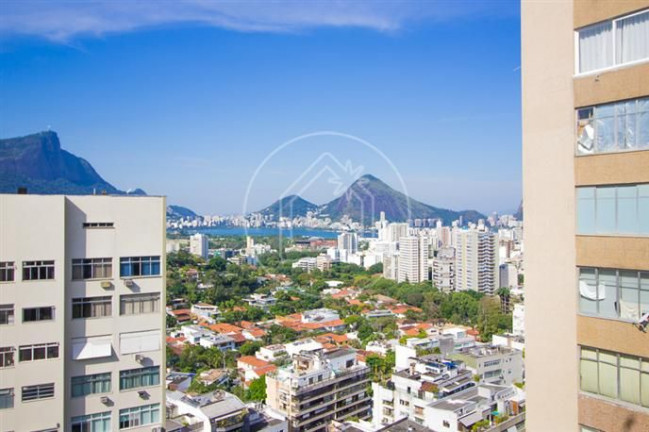 Imagem Cobertura com 3 Quartos à Venda, 20.200 m² em Leblon - Rio De Janeiro Imagem Cobertura com 3 Quartos à Venda, 20.200 m² em Leblon - Rio De Janeiro