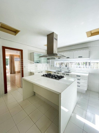 Imagem Casa de Condomínio com 6 Quartos à Venda, 620 m² em Busca Vida (abrantes) - Camaçari Imagem Casa de Condomínio com 6 Quartos à Venda, 620 m² em Busca Vida (abrantes) - Camaçari