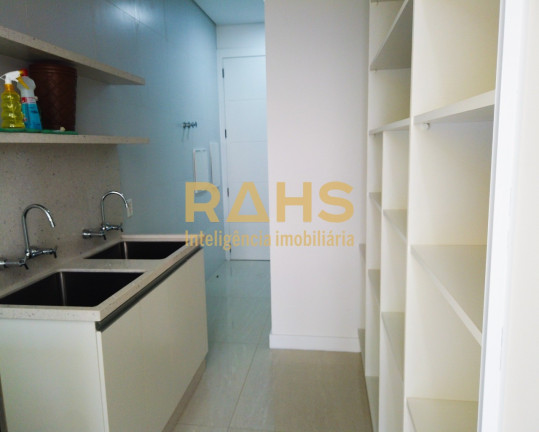 Imagem Cobertura com 3 Quartos à Venda, 301 m² em Atiradores - Joinville
