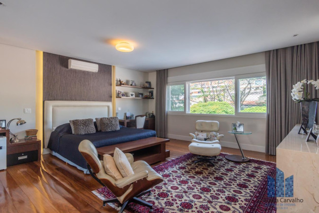 Imagem Casa com 5 Quartos à Venda, 720 m² em Pacaembu - São Paulo Imagem Casa com 5 Quartos à Venda, 720 m² em Pacaembu - São Paulo