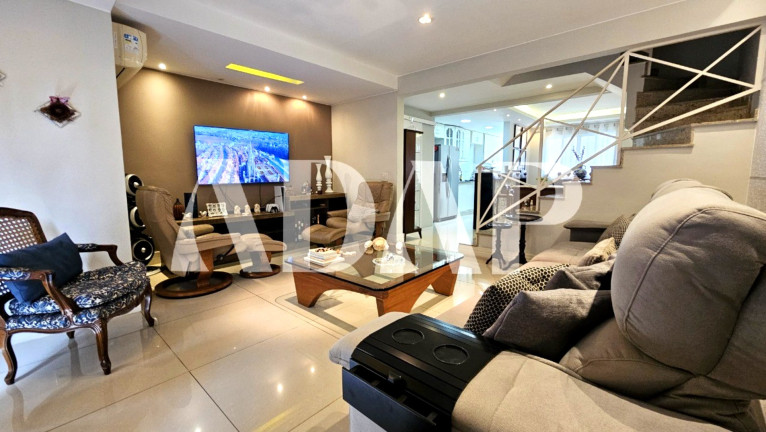 Imagem Casa com 3 Quartos à Venda, 140 m² em Vargem Pequena - Rio De Janeiro