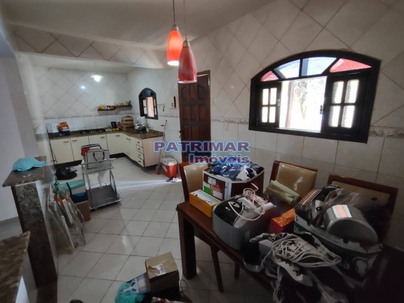 Imagem Casa com 4 Quartos à Venda, 380 m² em Itaipuaçu - Maricá Imagem Casa com 4 Quartos à Venda, 380 m² em Itaipuaçu - Maricá