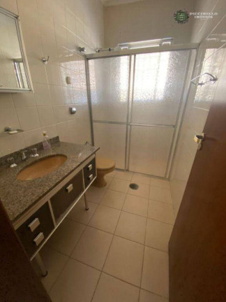 Imagem Casa com 3 Quartos à Venda, 242 m² em Solemar - Praia Grande Imagem Casa com 3 Quartos à Venda, 242 m² em Solemar - Praia Grande