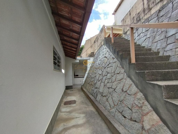 Imagem Casa com 5 Quartos à Venda, 210 m² em Agriões - Teresópolis