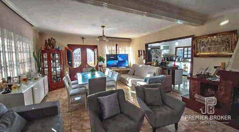 Imagem Casa com 4 Quartos à Venda, 263 m² em Fazendinha - Teresópolis Imagem Casa com 4 Quartos à Venda, 263 m² em Fazendinha - Teresópolis