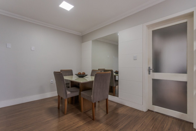 Imagem Apartamento com 2 Quartos à Venda, 74 m² em Rio Branco - Porto Alegre