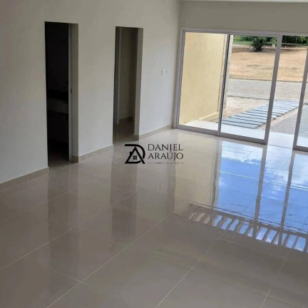Imagem Casa com 4 Quartos à Venda, em Mossoró Imagem Casa com 4 Quartos à Venda, em Mossoró