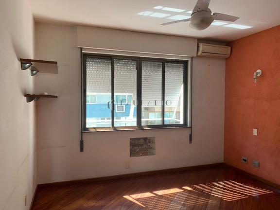 Imagem Apartamento com 3 Quartos à Venda, 182 m² em Copacabana - Rio De Janeiro Imagem Apartamento com 3 Quartos à Venda, 182 m² em Copacabana - Rio De Janeiro