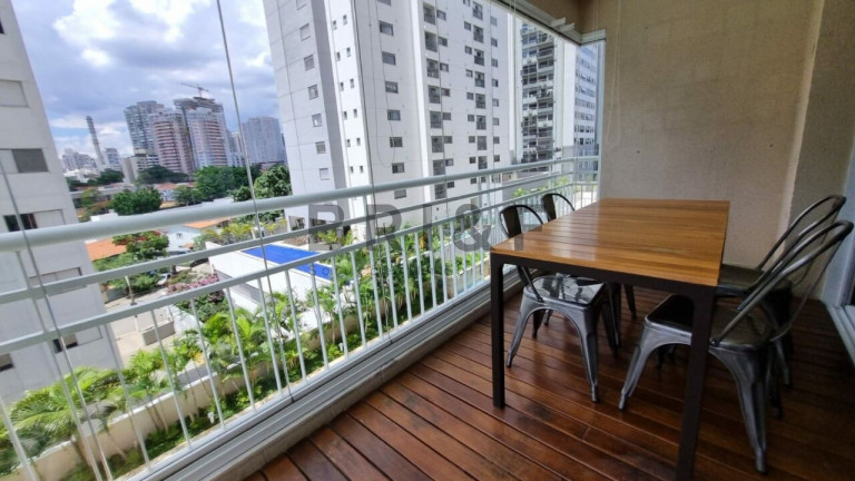 Imagem Apartamento com 1 Quarto à Venda ou Locação, 64 m² em Santo Amaro - São Paulo