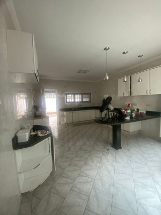 Imagem Imóvel com 3 Quartos à Venda, 190 m² em Jardim Nova Suíça - Piracicaba Imagem Imóvel com 3 Quartos à Venda, 190 m² em Jardim Nova Suíça - Piracicaba