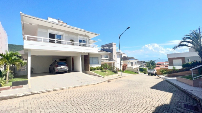 Imagem Casa com 4 Quartos à Venda, 301 m² em Santo Antônio De Lisboa - Florianópolis Imagem Casa com 4 Quartos à Venda, 301 m² em Santo Antônio De Lisboa - Florianópolis
