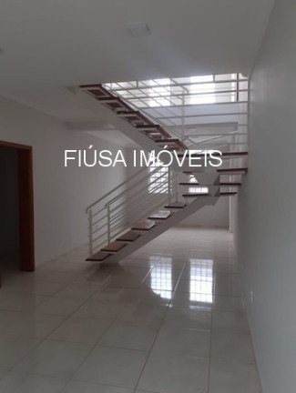 Imagem Sobrado com 3 Quartos à Venda,  em Sumarezinho - Ribeirão Preto