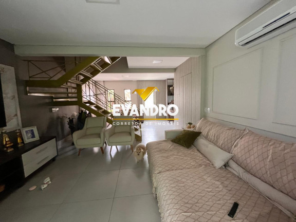 Imagem Casa com 3 Quartos à Venda, 169 m² em Santa Rosa - Cuiabá Imagem Casa com 3 Quartos à Venda, 169 m² em Santa Rosa - Cuiabá