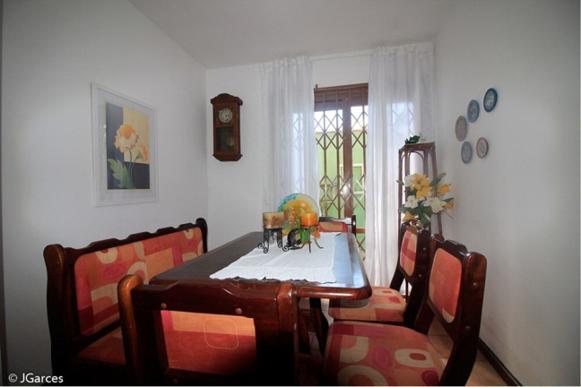 Imagem Casa com 3 Quartos à Venda, 115 m² em Cavalhada - Porto Alegre Imagem Casa com 3 Quartos à Venda, 115 m² em Cavalhada - Porto Alegre