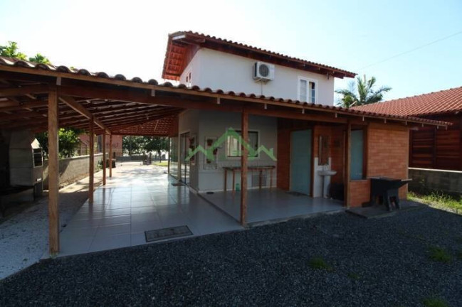Imagem Sobrado com 2 Quartos à Venda, 115 m² em Costeira - Balneário Barra Do Sul Imagem Sobrado com 2 Quartos à Venda, 115 m² em Costeira - Balneário Barra Do Sul