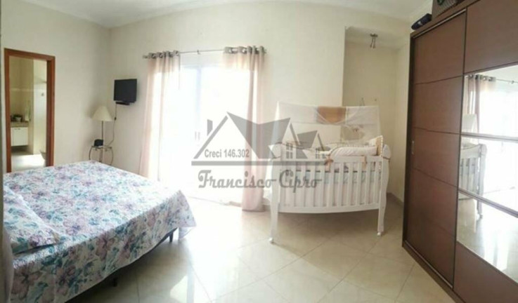 Imagem Sobrado com 3 Quartos à Venda, 219 m² em Vila Indiana - Guaratinguetá Imagem Sobrado com 3 Quartos à Venda, 219 m² em Vila Indiana - Guaratinguetá