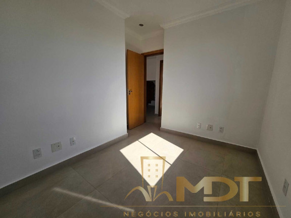 Imagem Imóvel com 2 Quartos à Venda, 90 m² em Piratininga (venda Nova) - Belo Horizonte Imagem Imóvel com 2 Quartos à Venda, 90 m² em Piratininga (venda Nova) - Belo Horizonte